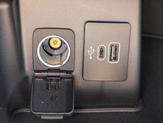 Thumbnail of 2025 Star White Metallic Tri-Coat Ford Explorer