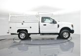 Thumbnail of 2019 Oxford White Ford F-250