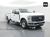 Photo of 2025 Oxford White Ford F-250
