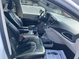 Thumbnail of 2022 Bright White Clearcoat Chrysler Pacifica