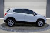 Thumbnail of 2017 White Chevrolet Trax