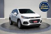 Photo of 2017 White Chevrolet Trax