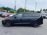 Thumbnail of 2022 Brilliant Black Crystal Pearlcoat Chrysler Pacifica