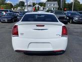 Thumbnail of 2019 Bright White Clearcoat Chrysler 300