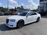 Thumbnail of 2019 Bright White Clearcoat Chrysler 300