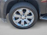 Thumbnail of 2016 Onyx Black GMC Yukon XL