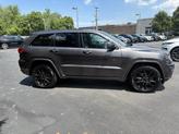 Thumbnail of 2021 Granite Crystal Metallic Clearcoat Jeep Grand Cherokee