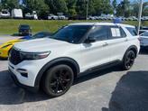 Thumbnail of 2023 Star White Metallic Tri-Coat Ford Explorer