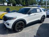 Thumbnail of 2023 Star White Metallic Tri-Coat Ford Explorer