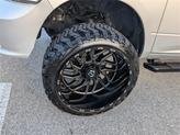 Thumbnail of 2017 Bright Silver Clearcoat Metallic RAM 1500