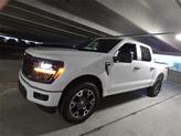 Thumbnail of 2025 Oxford White Ford F-150