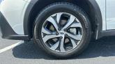 Thumbnail of 2020 Crystal White Pearl Subaru Outback