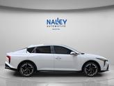 Thumbnail of 2025 Snow White Pearl Kia K4