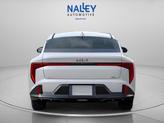 Thumbnail of 2025 Snow White Pearl Kia K4