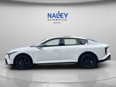 Thumbnail of 2025 Snow White Pearl Kia K4