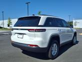 Thumbnail of 2025 Bright White Clearcoat Jeep Grand Cherokee