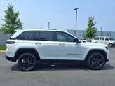 Thumbnail of 2025 Bright White Clearcoat Jeep Grand Cherokee