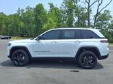 Thumbnail of 2025 Bright White Clearcoat Jeep Grand Cherokee