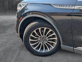 Thumbnail of 2020 Infinite Black Metallic Lincoln Aviator
