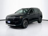 Photo of 2022 Diamond Black Crystal Pearlcoat Jeep Compass
