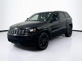 Photo of 2022 Diamond Black Crystal Pearlcoat Jeep Grand Cherokee