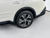 Thumbnail of 2022 Crystal White Pearl Subaru Outback
