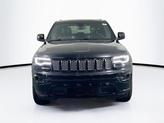 Thumbnail of 2022 Diamond Black Crystal Pearlcoat Jeep Grand Cherokee