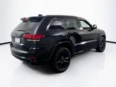 Thumbnail of 2022 Diamond Black Crystal Pearlcoat Jeep Grand Cherokee