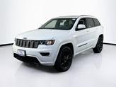 Photo of 2022 Bright White Clearcoat Jeep Grand Cherokee