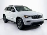 Thumbnail of 2022 Bright White Clearcoat Jeep Grand Cherokee
