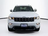 Thumbnail of 2022 Bright White Clearcoat Jeep Grand Cherokee