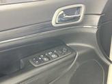 Thumbnail of 2022 Bright White Clearcoat Jeep Grand Cherokee