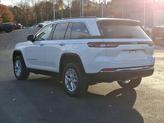 Thumbnail of 2025 Bright White Clearcoat Jeep Grand Cherokee
