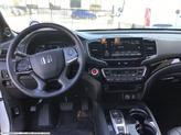 Thumbnail of 2020 Platinum White Pearl Honda Passport