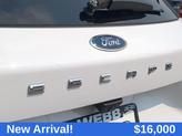 Thumbnail of 2020 Oxford White Ford Escape