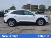 Thumbnail of 2020 Oxford White Ford Escape