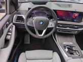 Thumbnail of 2026 Tanzanite Blue II Metallic BMW X7
