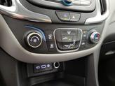 Thumbnail of 2022 White Chevrolet Equinox