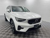 Photo of 2025 Crystal White Pearl Volvo XC40