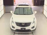 Thumbnail of 2021 Crystal White Tricoat Cadillac XT5