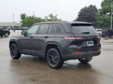 Thumbnail of 2025 Diamond Black Crystal Pearlcoat Jeep Grand Cherokee