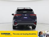 Thumbnail of 2023 Blue Toyota Highlander