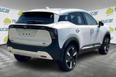 Thumbnail of 2025 Aspen White Tricoat Nissan Kicks