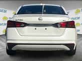 Thumbnail of 2023 Pearl White Tricoat Nissan Altima