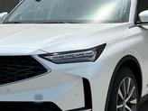 Thumbnail of 2025 Platinum White Acura MDX