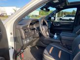 Thumbnail of 2024 White Frost Tricoat GMC Yukon