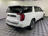 Thumbnail of 2023 White Frost Tricoat GMC Yukon XL