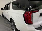 Thumbnail of 2023 White Frost Tricoat GMC Yukon XL