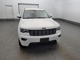 Thumbnail of 2018 Bright White Clearcoat Jeep Grand Cherokee