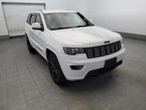 Thumbnail of 2018 Bright White Clearcoat Jeep Grand Cherokee
